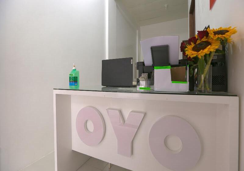 בית מלון כפרי Jade Apartelle By Oyo Rooms