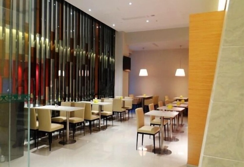 هتل Jinjiang Inn Sanya International Shopping Center