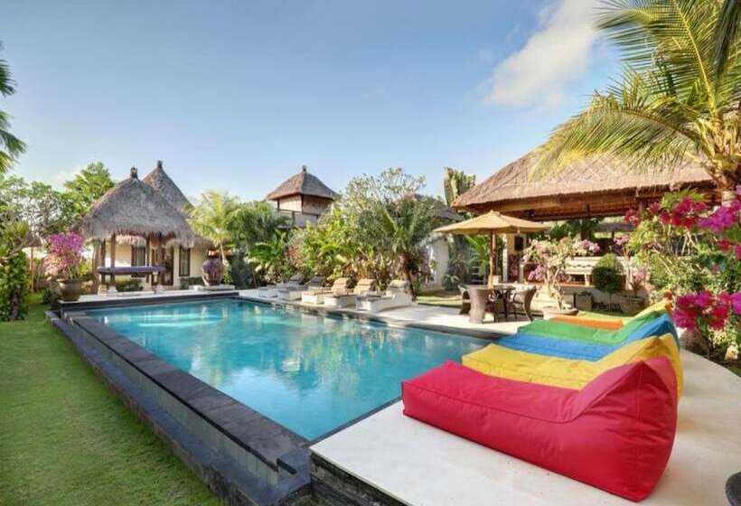 فندق Kandahill Bali