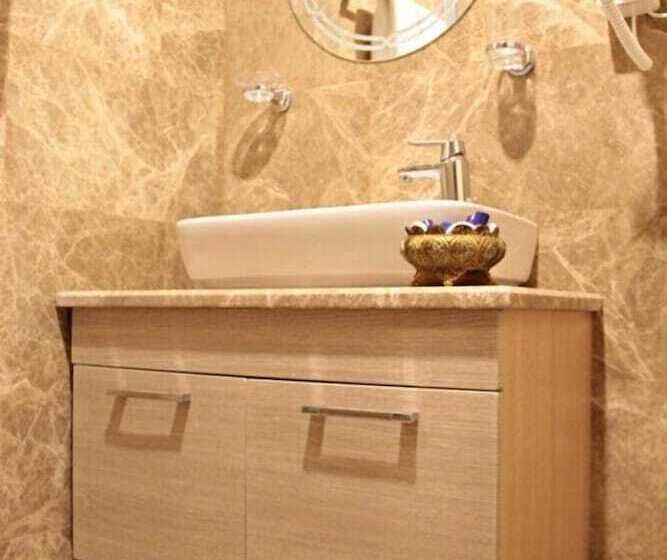 호텔 Kasr ı Sercehan