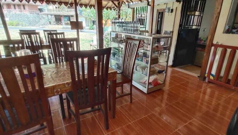 בית מלון כפרי Limasan Mbah Darmo