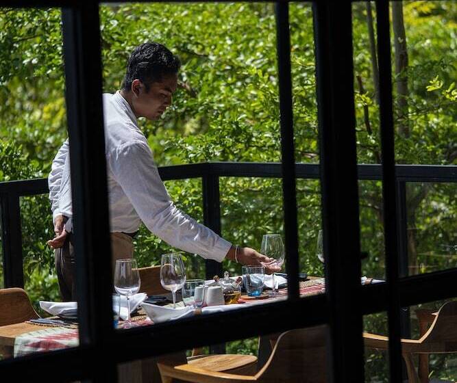 Отель Maua Nusa Penida