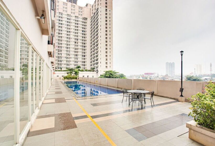 ホテル Oyo 3194 Margonda Executive