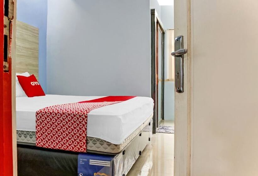 Отель Oyo 3903 Sweethome Syariah Guesthouse