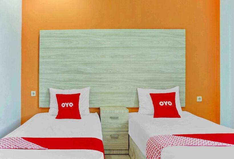 Отель Oyo 3903 Sweethome Syariah Guesthouse