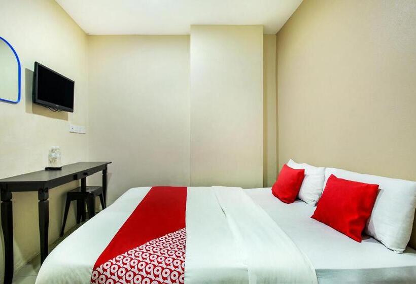 酒店 Oyo 43933 Ferringhi Stay Iinn