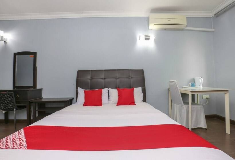 فندق Oyo 90145 D'sofwa Inn