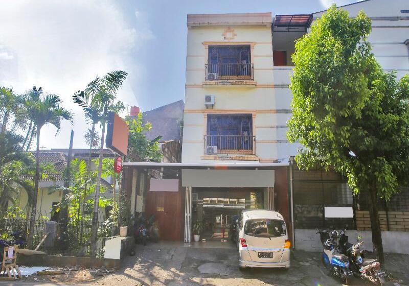 酒店 Oyo 90260 Bumi Merpati Residence