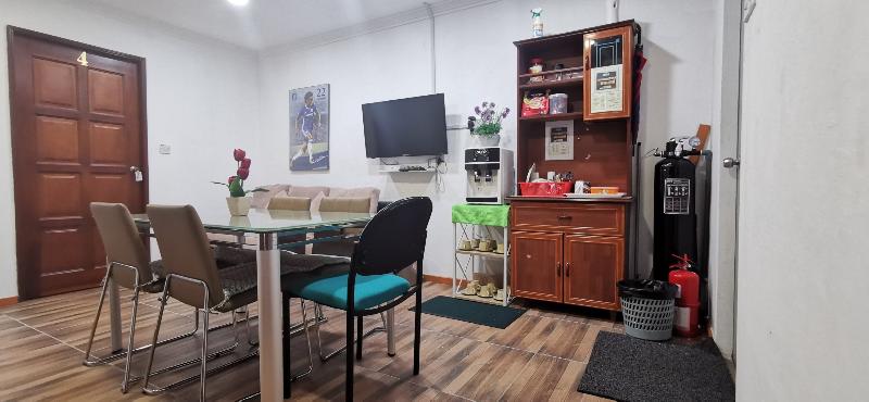 בית מלון כפרי Oyo Home 90372 Greybirds Hostel