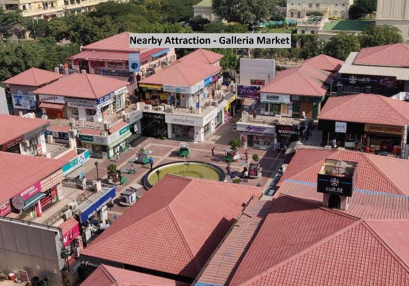 Отель Townhouse Golf Course Road