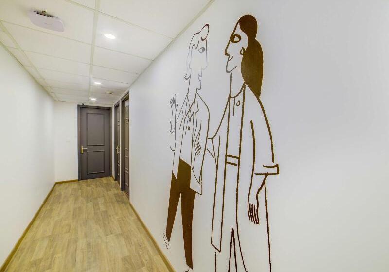 Отель Townhouse Golf Course Road