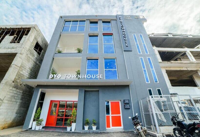 호텔 Super Townhouse Hosur Main Road Bommanahalli Near Gopalan Innovation Mall