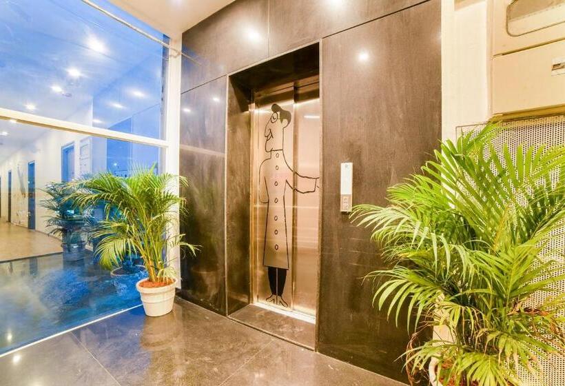 호텔 Super Townhouse Hosur Main Road Bommanahalli Near Gopalan Innovation Mall