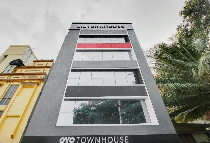 هتل Super Townhouse Begumpet Near Hyderabad Central