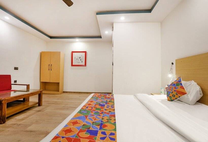 Fabhotel F9 Sector 58