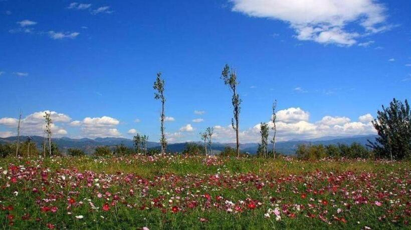 Pai Hotel Xichang Hangtian Avenue Jixiang Road