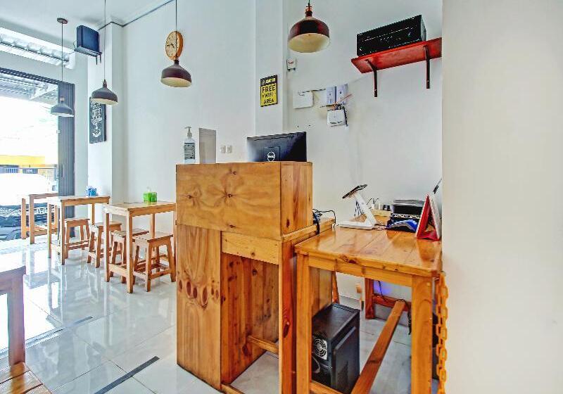 호텔 Palembang Residence By Oyo Room