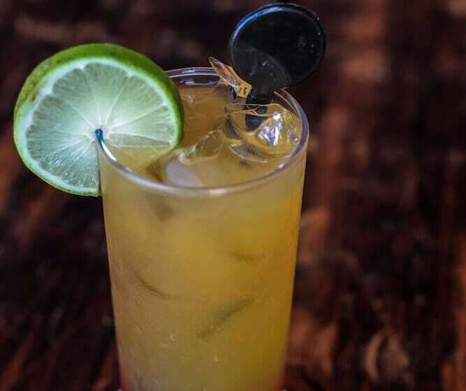 هتل Parkside Gayo Petro