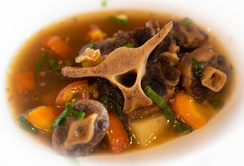 هتل Parkside Gayo Petro