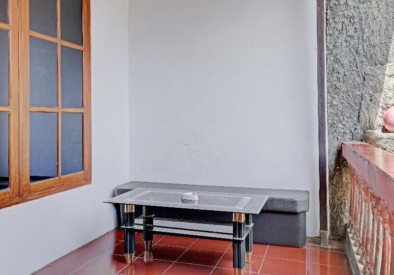 호텔 Pondok Damai Guest House Syariah Mitra Reddoorz