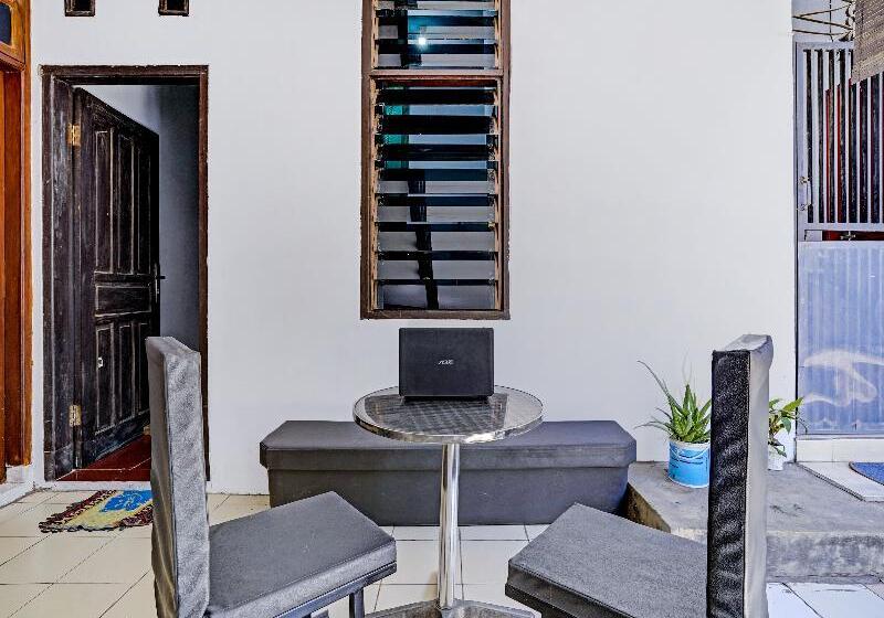 호텔 Pondok Damai Guest House Syariah Mitra Reddoorz