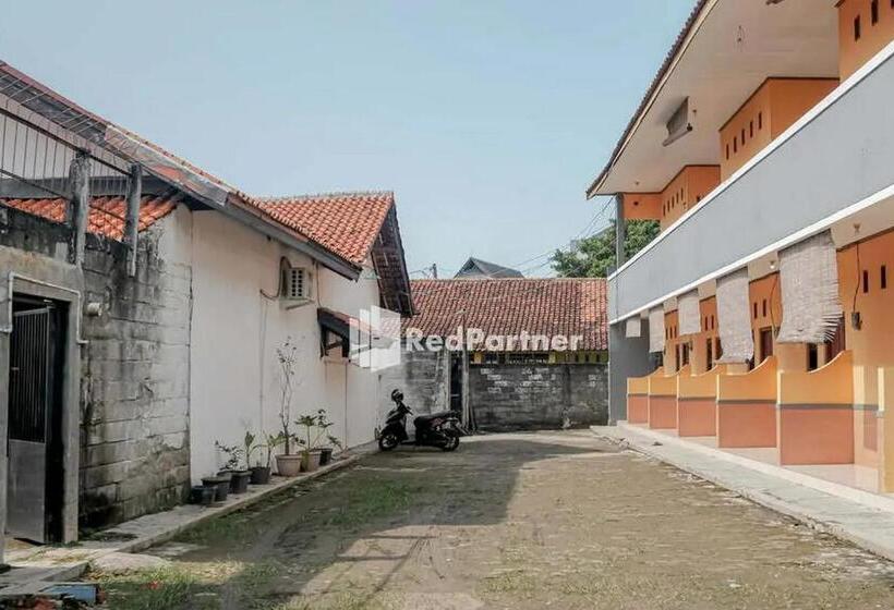 호텔 Pondok Damai Guest House Syariah Mitra Reddoorz