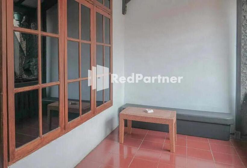 호텔 Pondok Damai Guest House Syariah Mitra Reddoorz