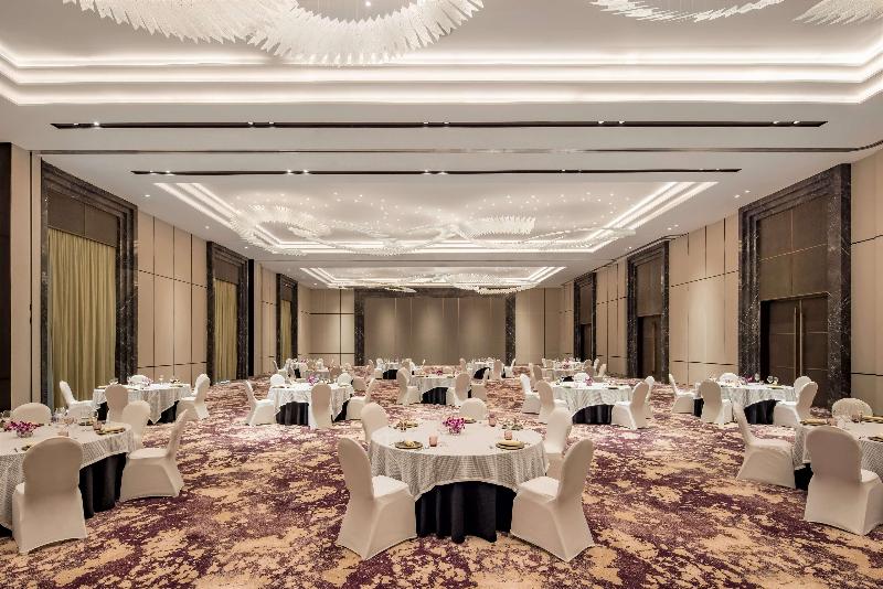 فندق Radisson Blu  & Spa, Nashik