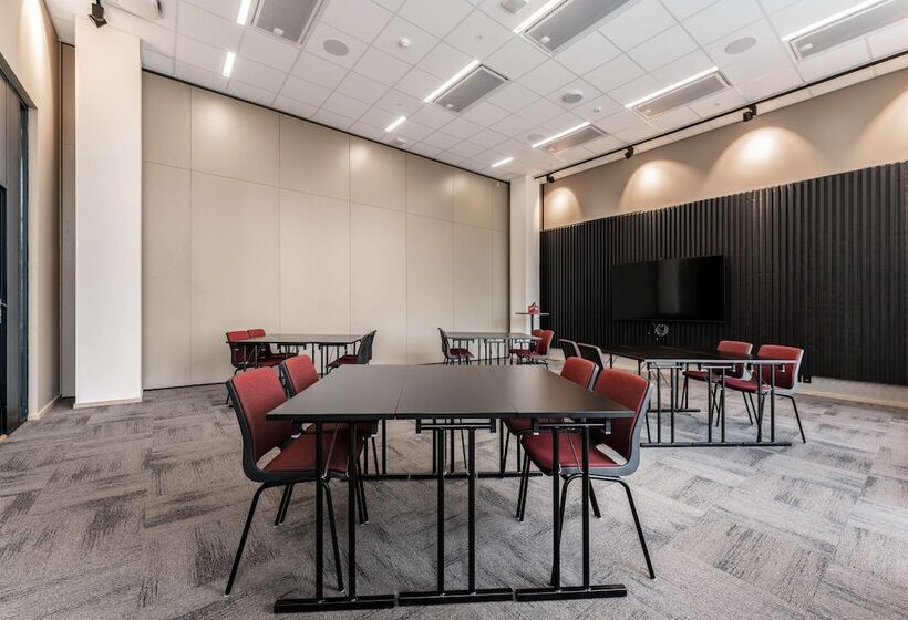 هتل Radisson Red Oslo økern