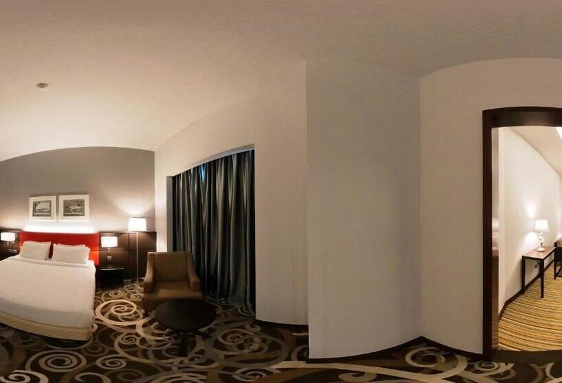 Raia Hotel & Convention Centre Kuching