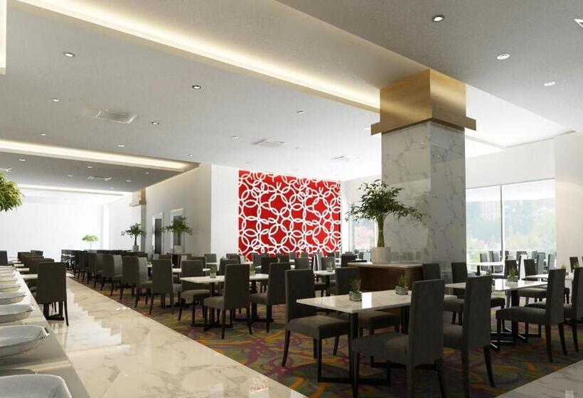 Raia Hotel & Convention Centre Kuching