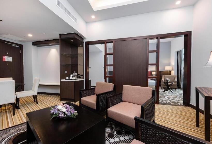 Raia Hotel & Convention Centre Kuching