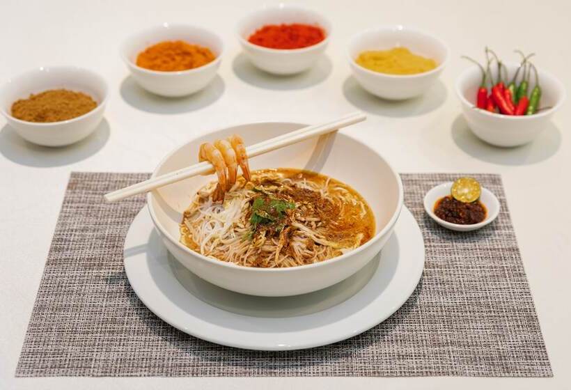 Raia Hotel & Convention Centre Kuching