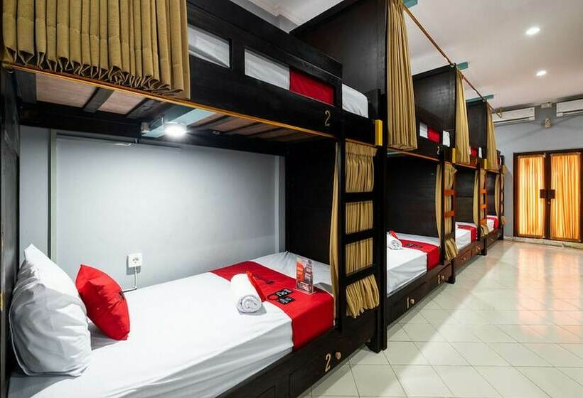호텔 Reddoorz Hostel Near Trans Studio Mall