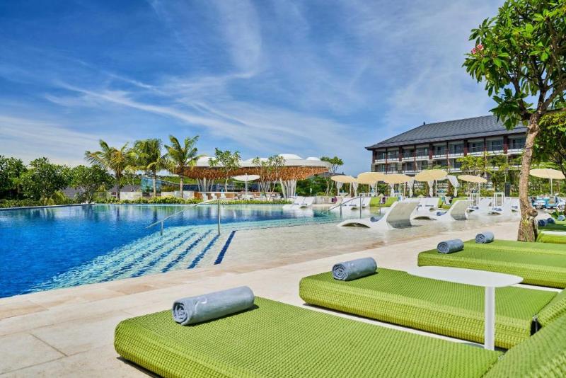 Отель Renaissance Bali Nusa Dua Resort