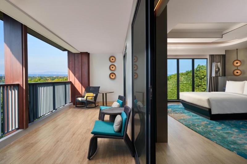 Отель Renaissance Bali Nusa Dua Resort