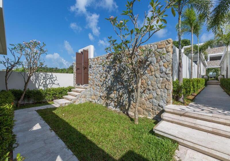 בית מלון כפרי Skye Beach