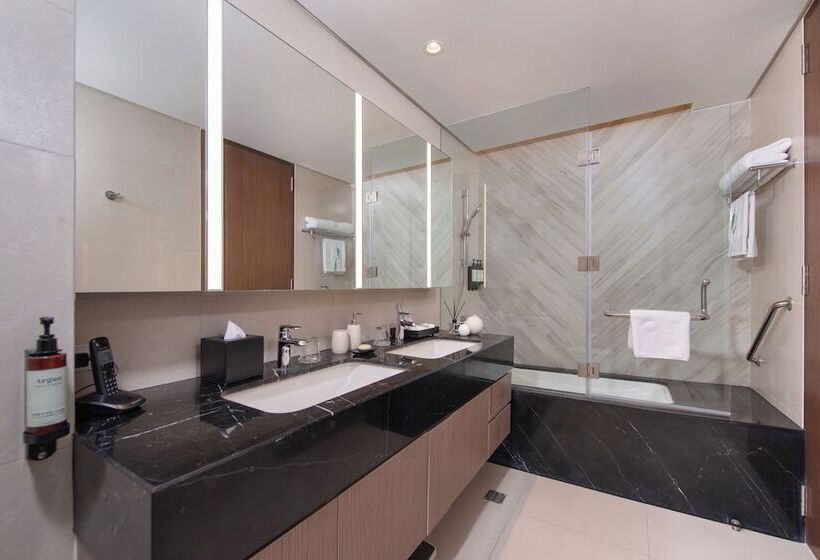 فندق Somerset Central Salcedo Makati