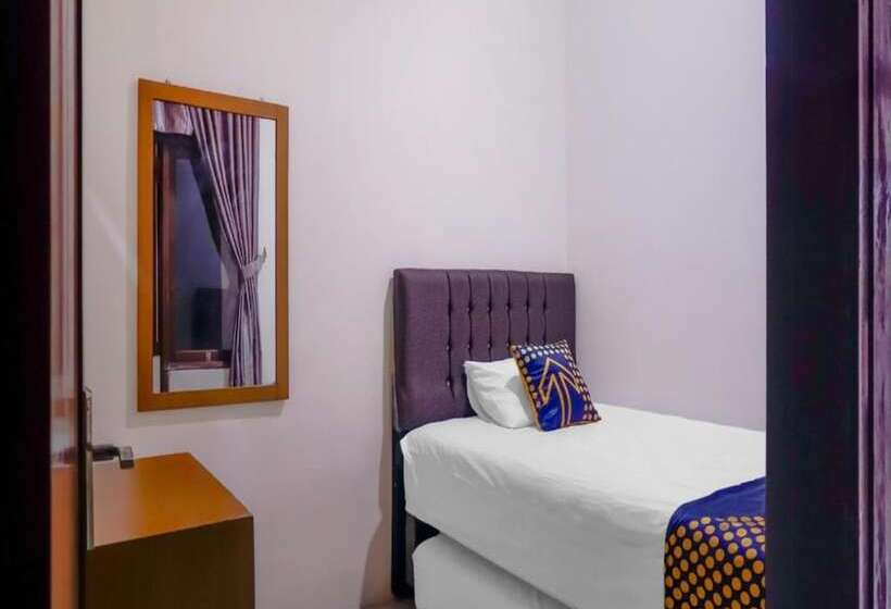 فندق Wisma Madinah Syariah