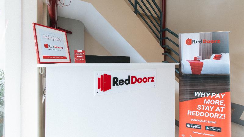 فندق Torre De Manuel Residences 1 By Reddoorz