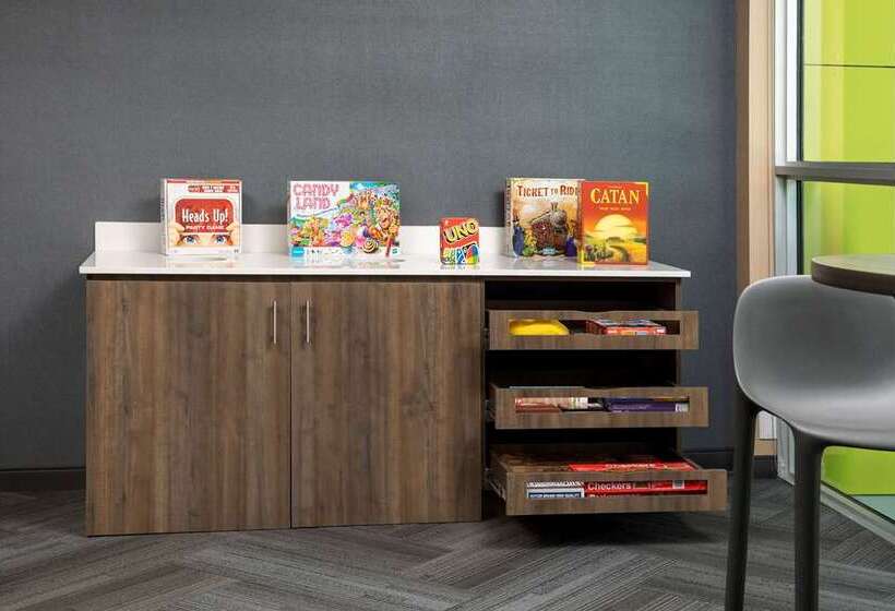 Отель Tru By Hilton Miami West Brickell