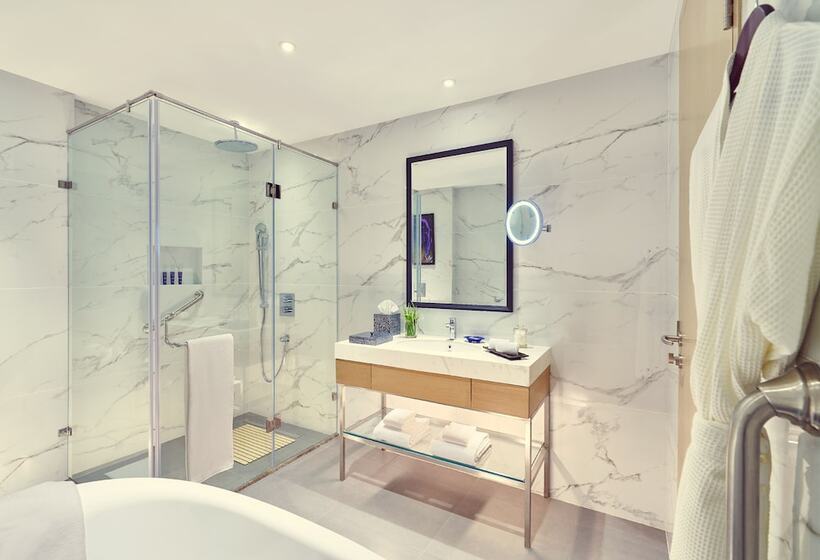 酒店 Vivanta Navi Mumbai Turbhe