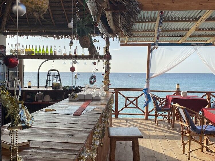 ホテル Zenobia Beach Resort