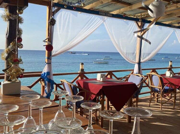 ホテル Zenobia Beach Resort