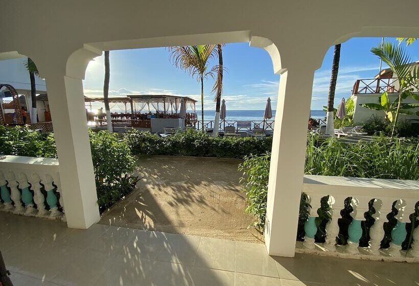 ホテル Zenobia Beach Resort