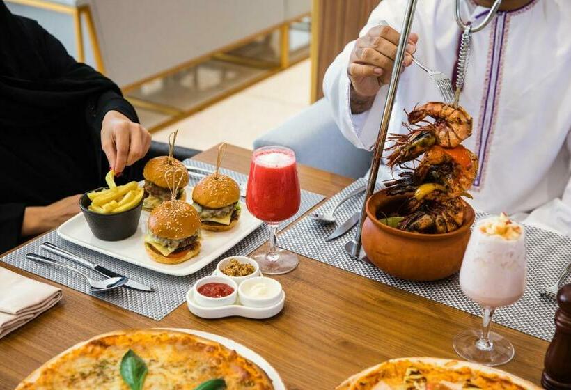 Maani Muscat Hotel & Suites