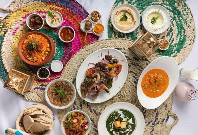 Maani Muscat Hotel & Suites