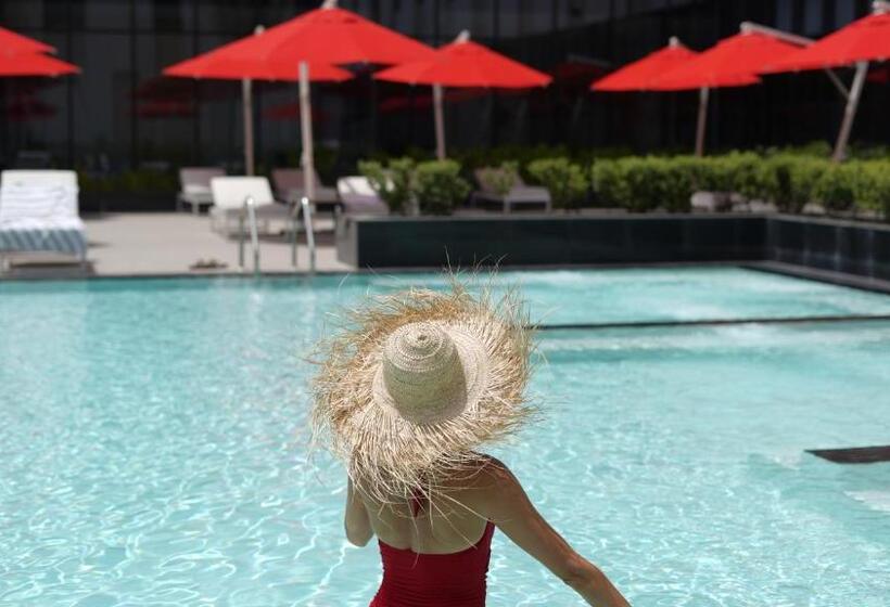 Maani Muscat Hotel & Suites