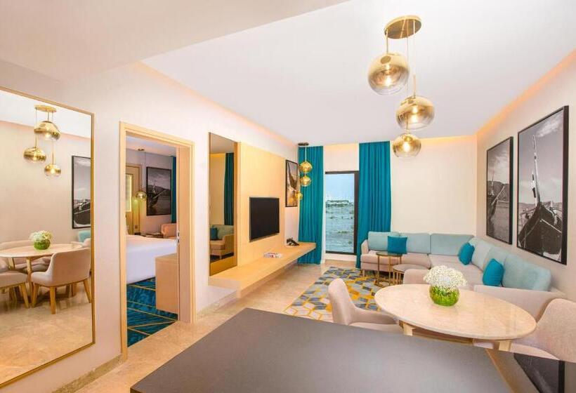 Maani Muscat Hotel & Suites