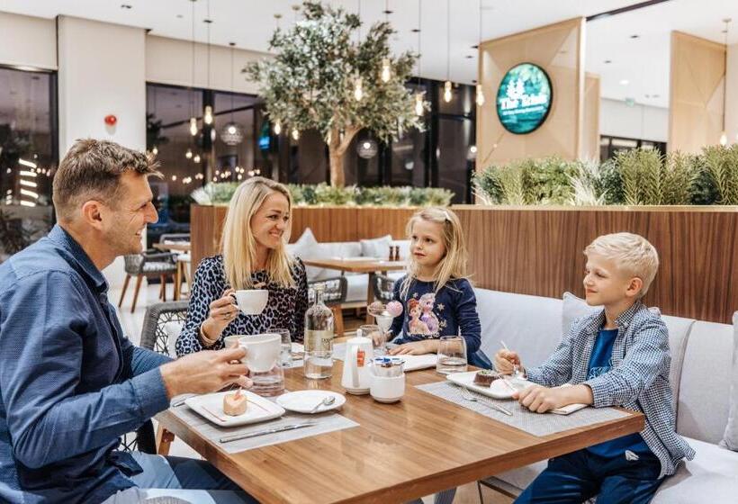 Maani Muscat Hotel & Suites